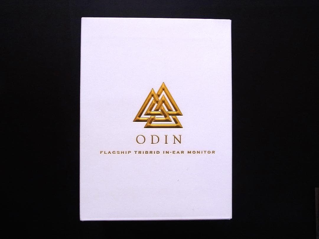 【使用僅少・極美品】 EMPIRE EARS ODIN 新4.4mmプラグ版