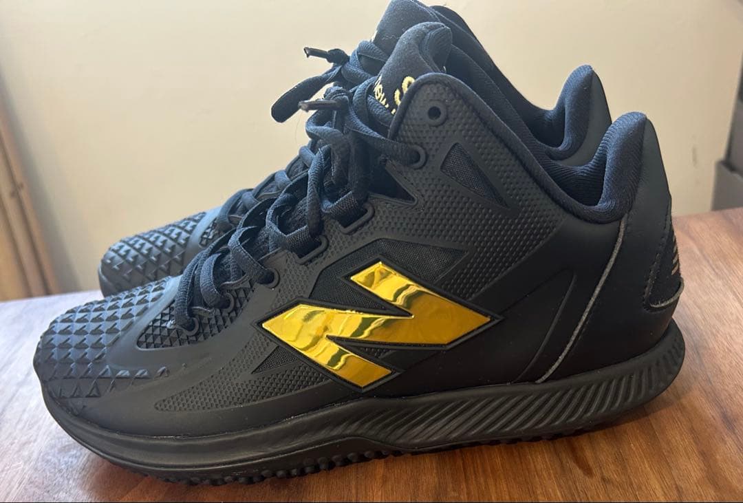 【新品】大谷翔平ニューバランス Ohtani v1 Turf 2E 26.5cm