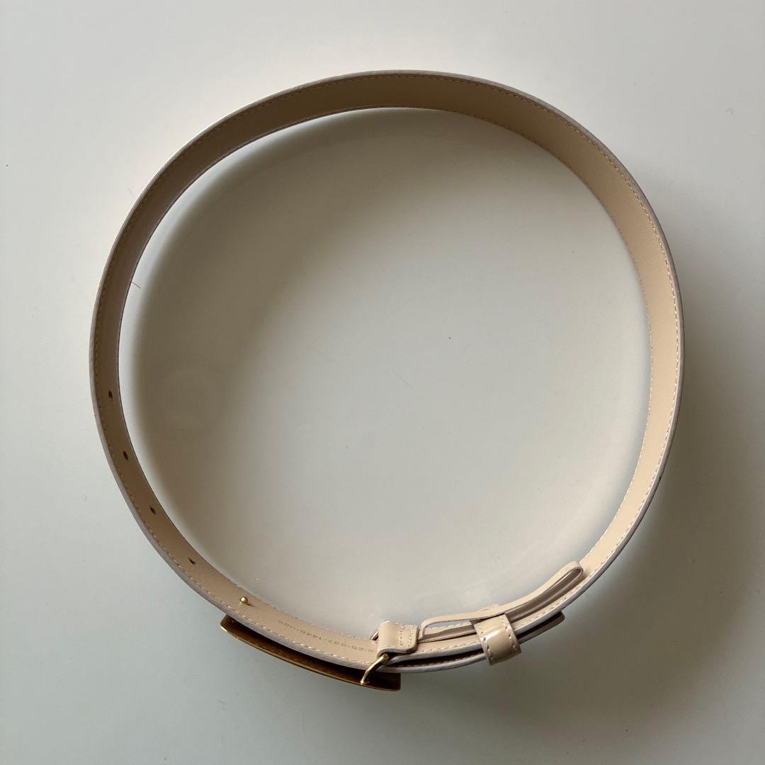 GUCCI ベージュ ベルト ゴールドバックル