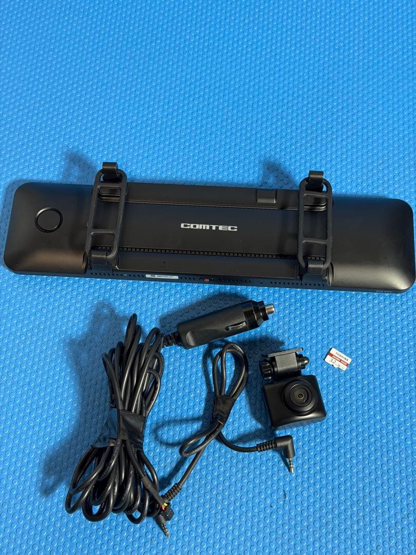 ドライブレコーダー ZDR 038 ルームミラー型 1カメラ付き。