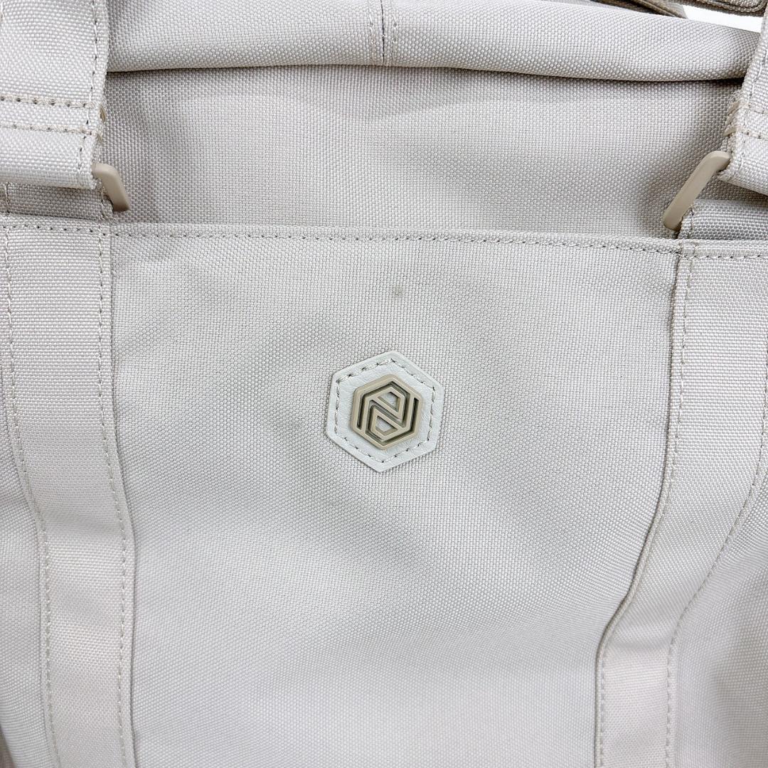 新品未使用 Nordace Eclat Re:Life スマートバックパック