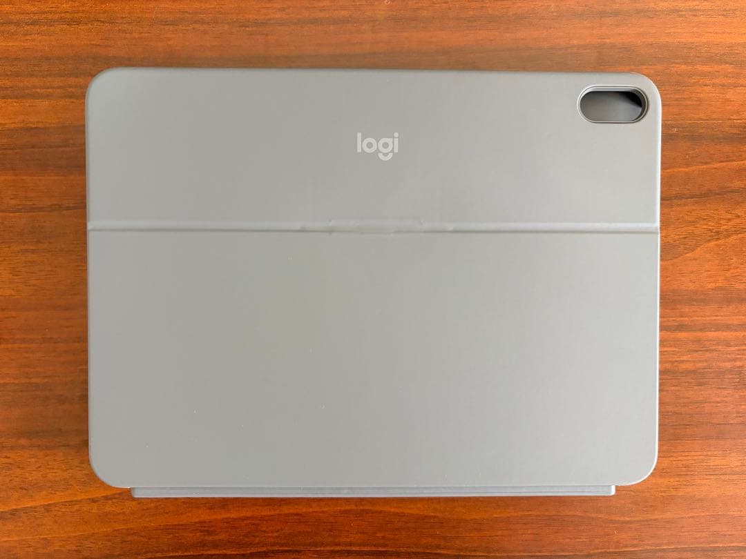 【ほぼ未使用】Logicool Combo Touch iPad Air 11