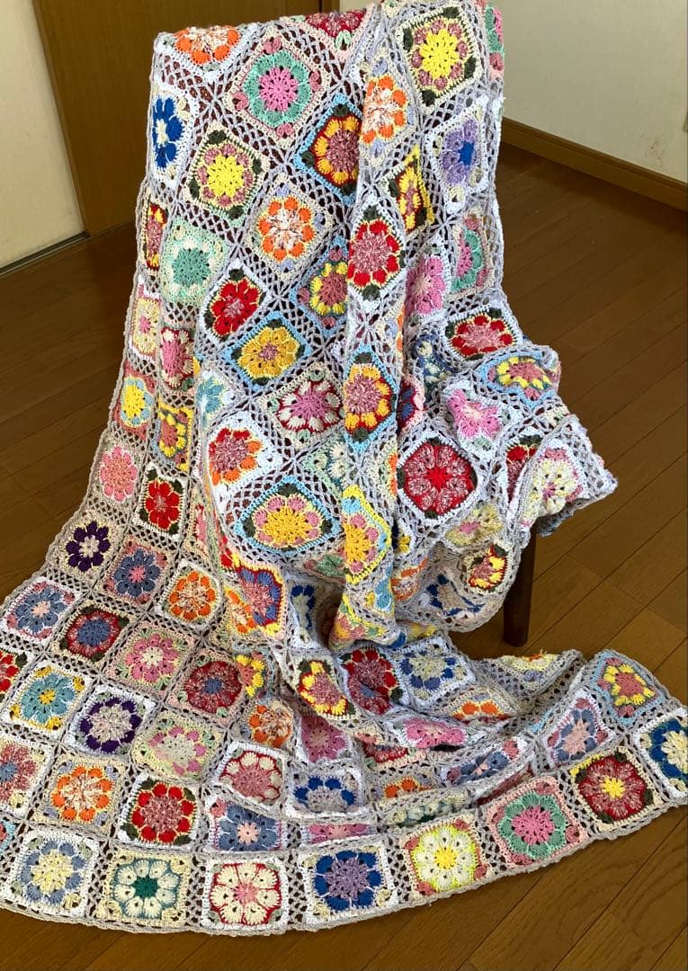 8月末までセール！　寄付対象品♪ モチーフ編み　ベッドカバー