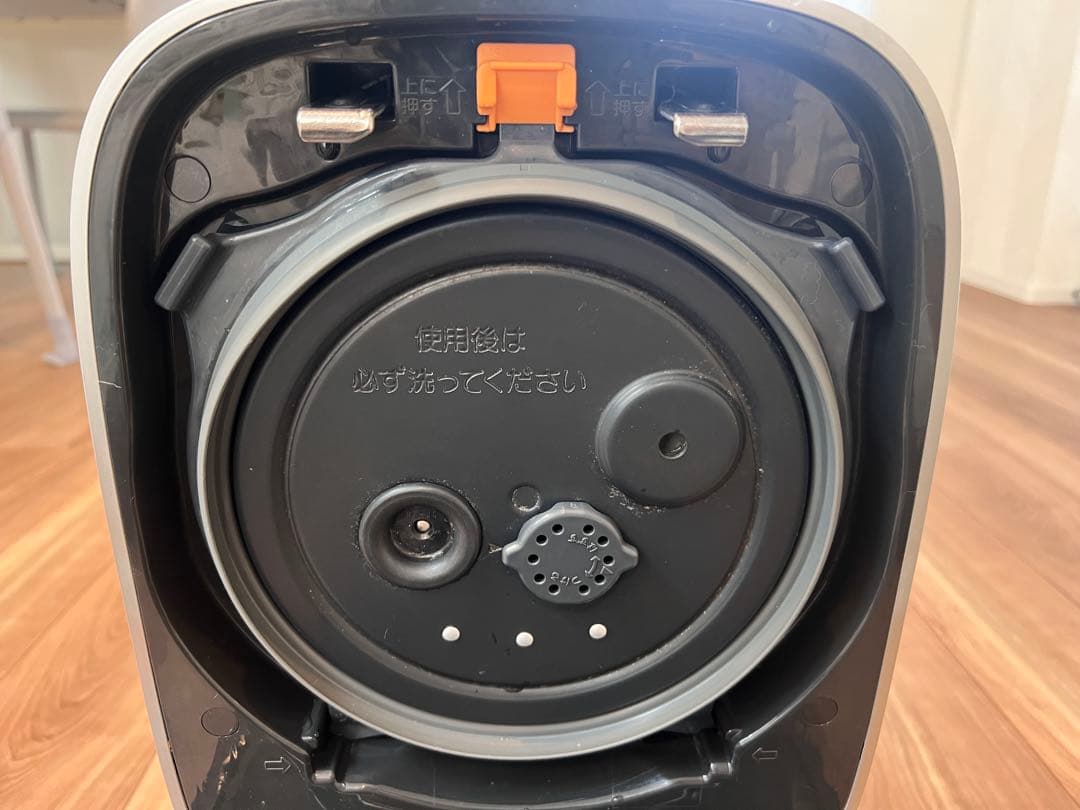 【訳あり美品】象印圧力IH炊飯器 極め炊き5.5合 NW-JY10-2022年製