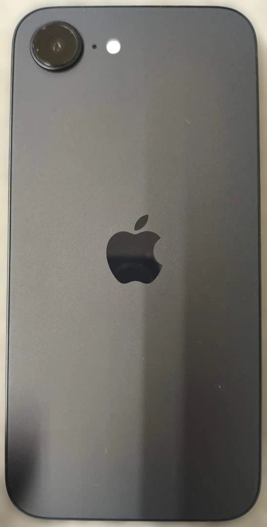 iPhone 16e ブラック 128GB