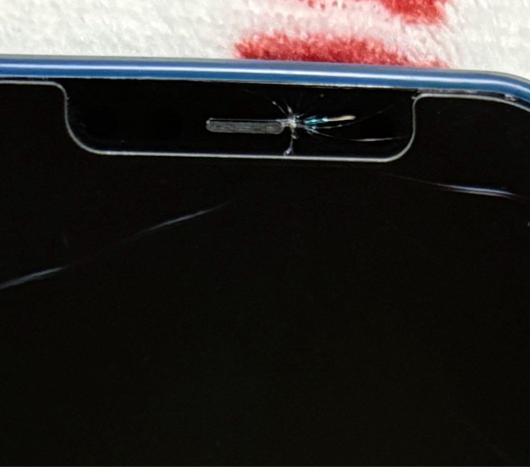 iPhone 12 Pro 256GB 【内カメラの横に割れあり】