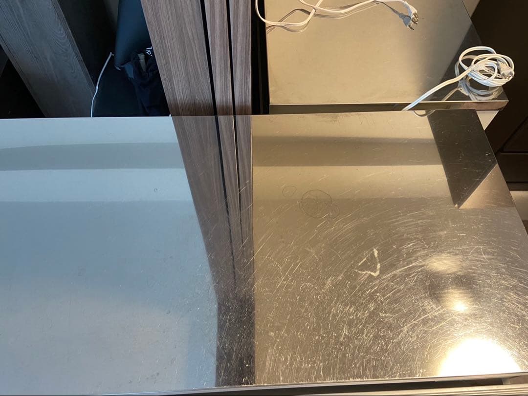 収納物を考えたキッチンカウンター ロータイプ