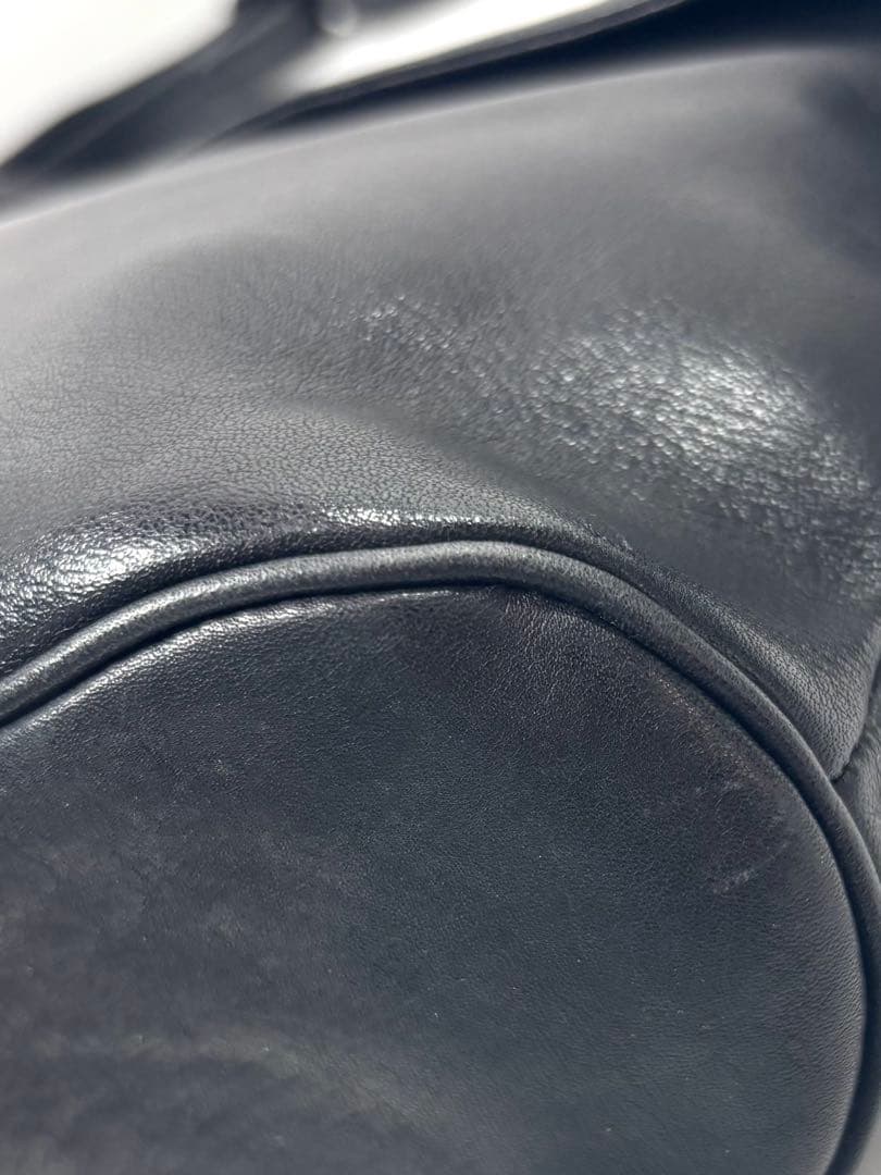 IM product（アイムプロダクト）イッセイミヤケ　レザー　ショルダーバッグ