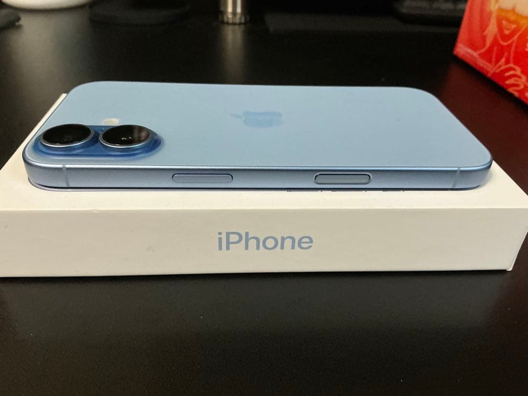iPhone17 ミストブルー 256GB 美品
