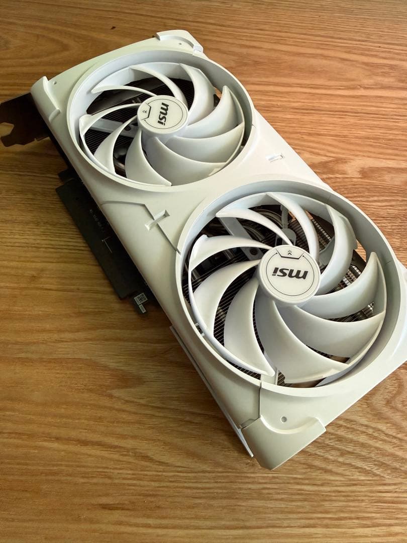 【使用2週間】 MSI GEFORCE RTX 5070 VENTUS 2X