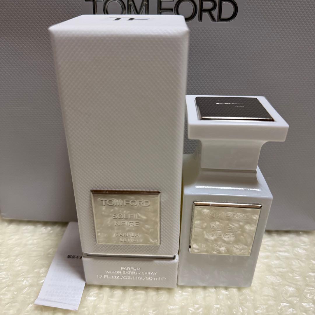 トムフォード　ソレイユネージュ　パルファム　スプレィ　50ml