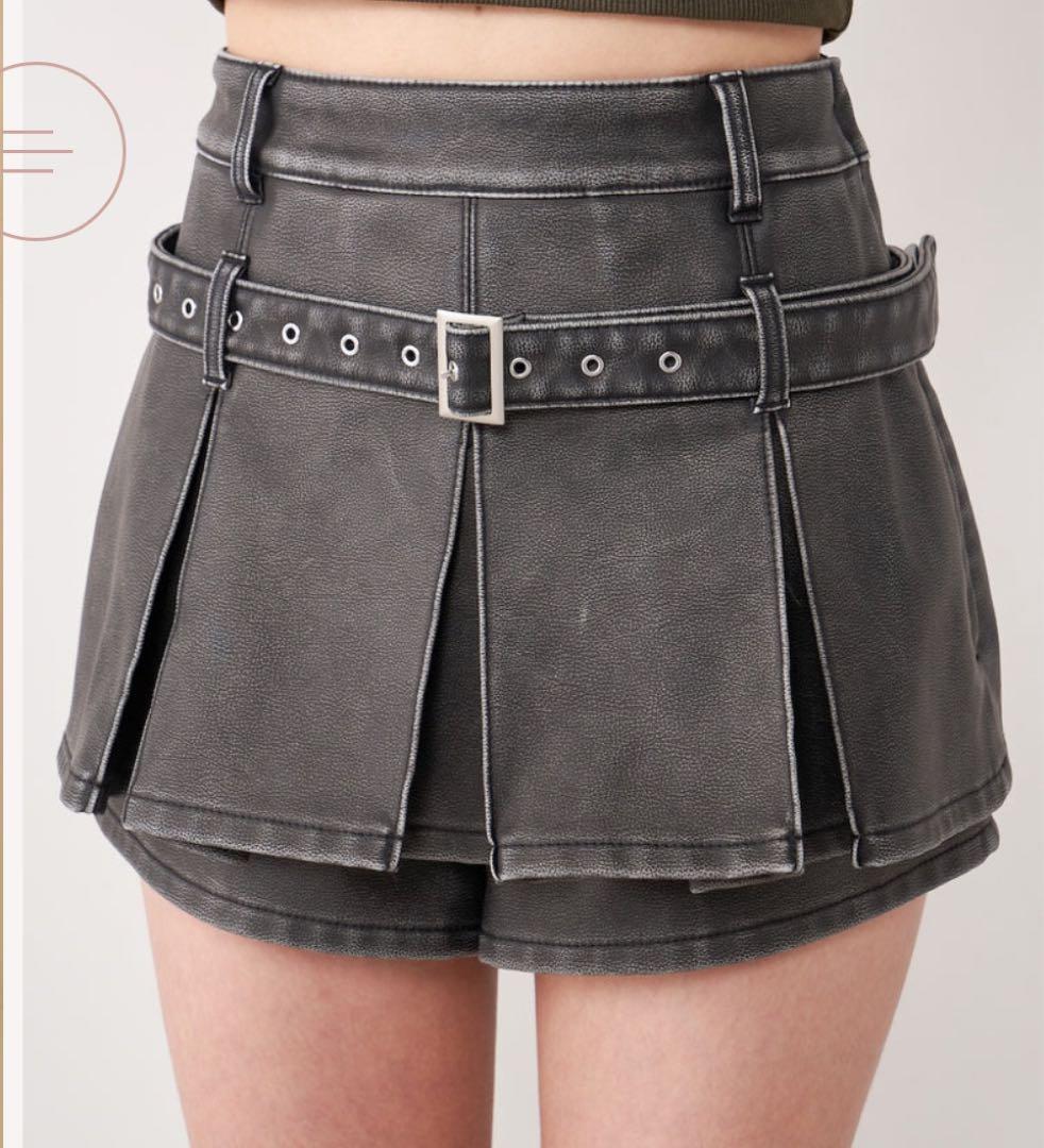 アンティークレザープリーツショートパンツ　ダーリッチ