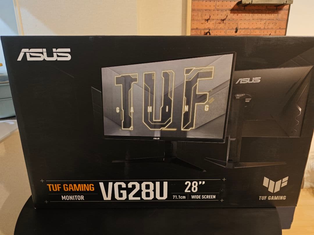 ASUS TUF GAMING VG28UQL1A 28インチ 4K 144Hz