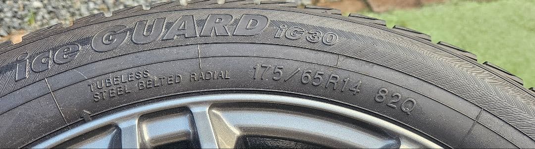 14インチ スタッドレスタイヤ ホイールセット