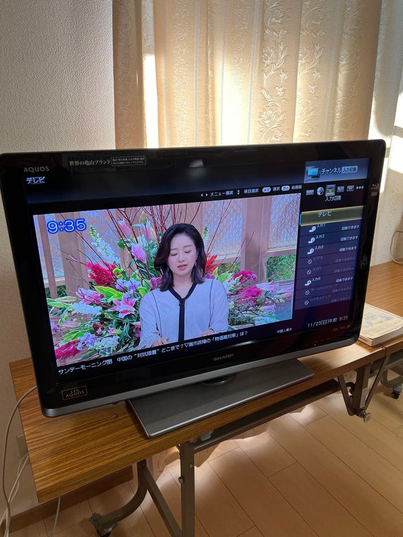 SHARP　シャープ 　液晶テレビ LC-32DR3 説明書　リモコン付き