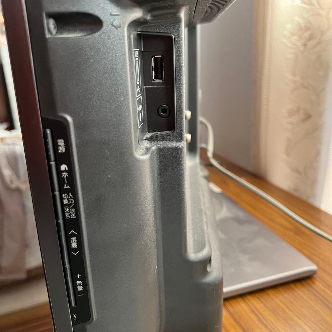 SHARP　シャープ 　液晶テレビ LC-32DR3 説明書　リモコン付き