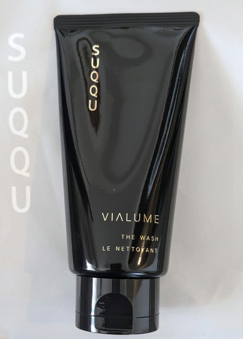 【新品未使用】SUQQU　ヴィアルム ザ ウォッシュ　125g サンプル付