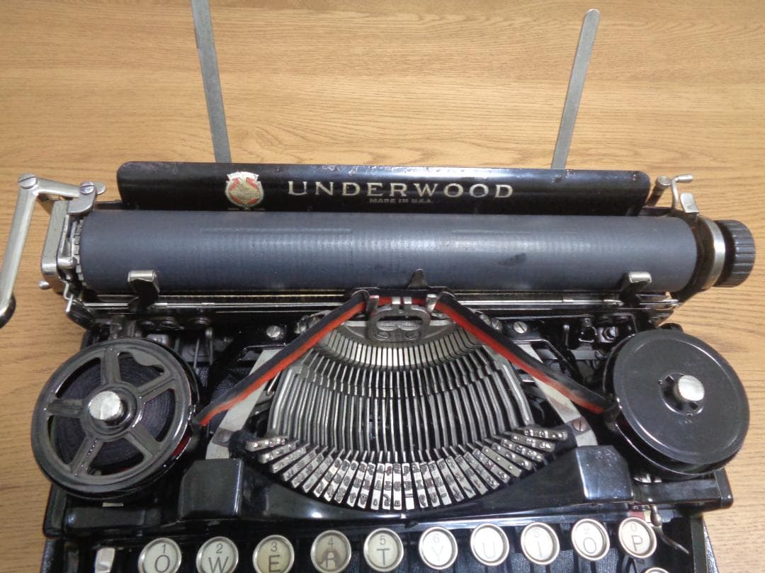 専用　実働品　UNDERWOOD PORTABLE 3BANK タイプライター