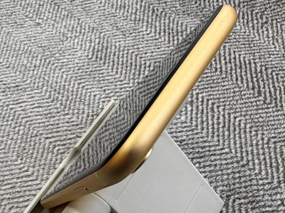 iPhone XR 128GB SIMフリー 初期化済み バッテリー77%