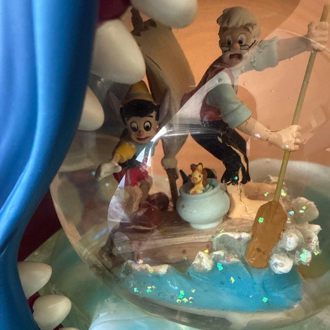 さ*)様 ディズニーストアジャパン25周年　ピノキオ　スノーグローブ　スノードー
