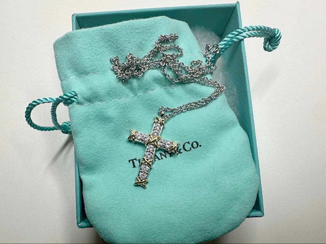 Tiffany クロスネックレス