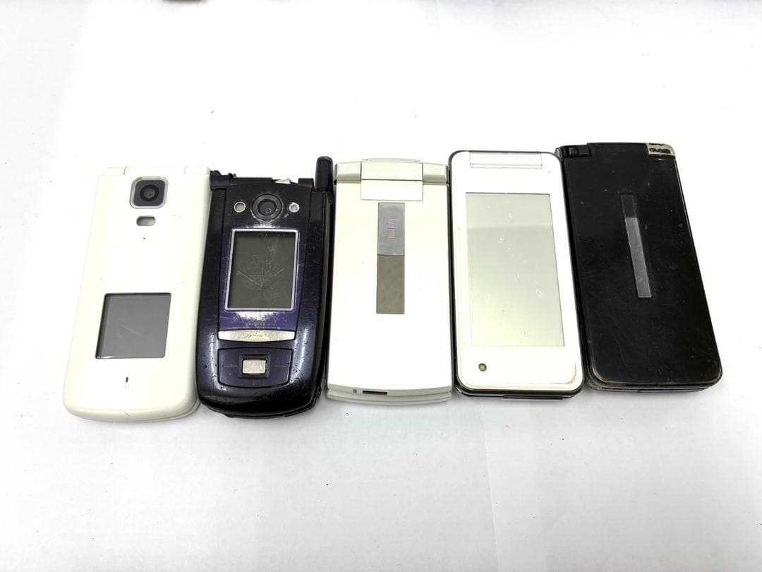 W 携帯電話 ガラケーまとめ 約31台 携帯部品取り 約3kg 平成 ジャンク