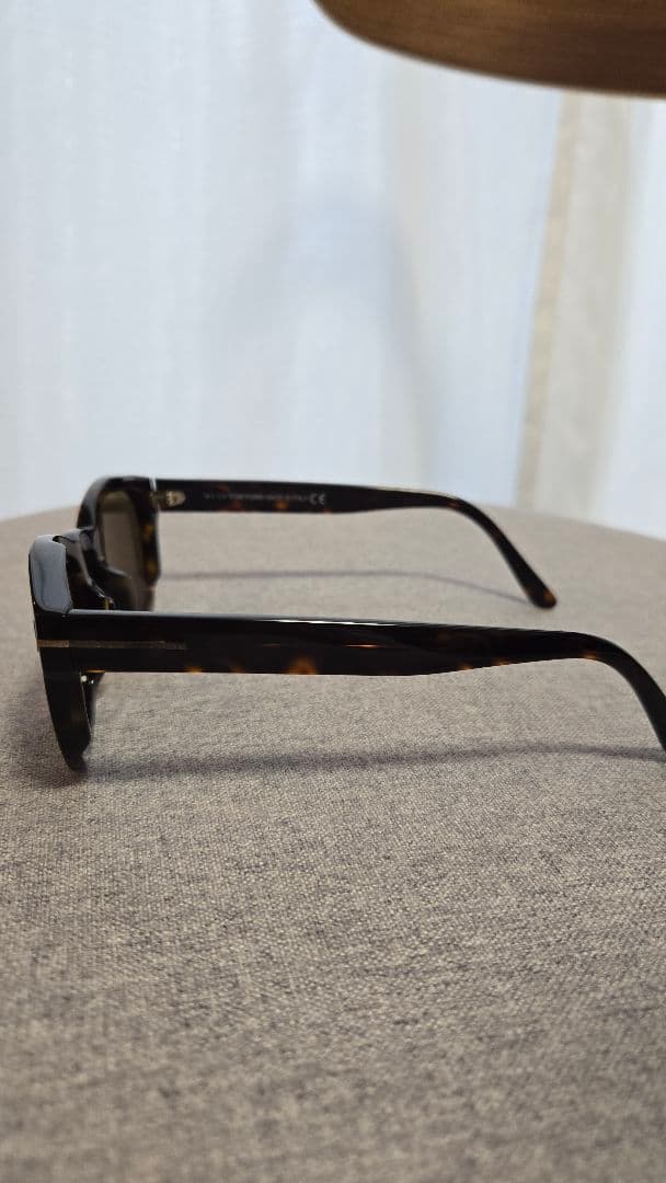 TOM FORD サングラス TF590-F 52J Bryan-02