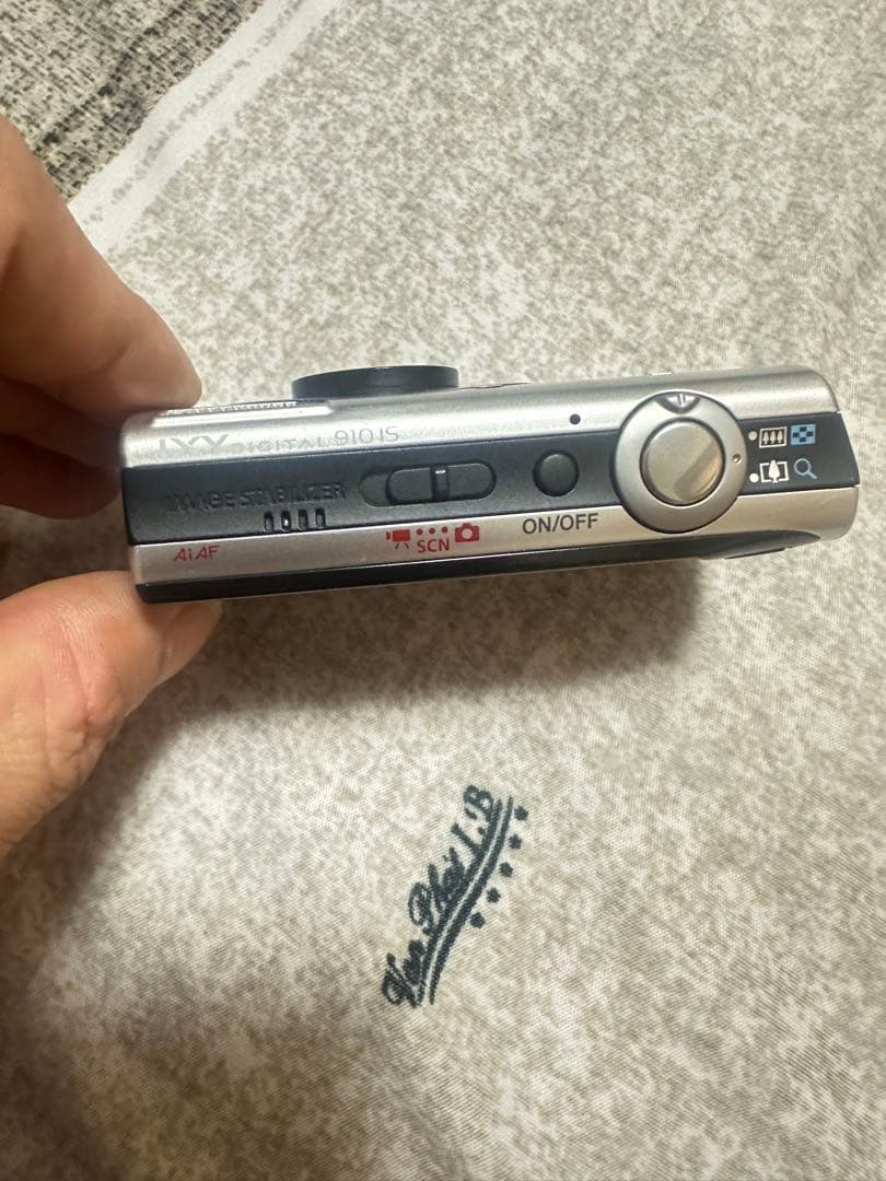 CANON IXY 910 IS　デジタルカメラ　ジャンク