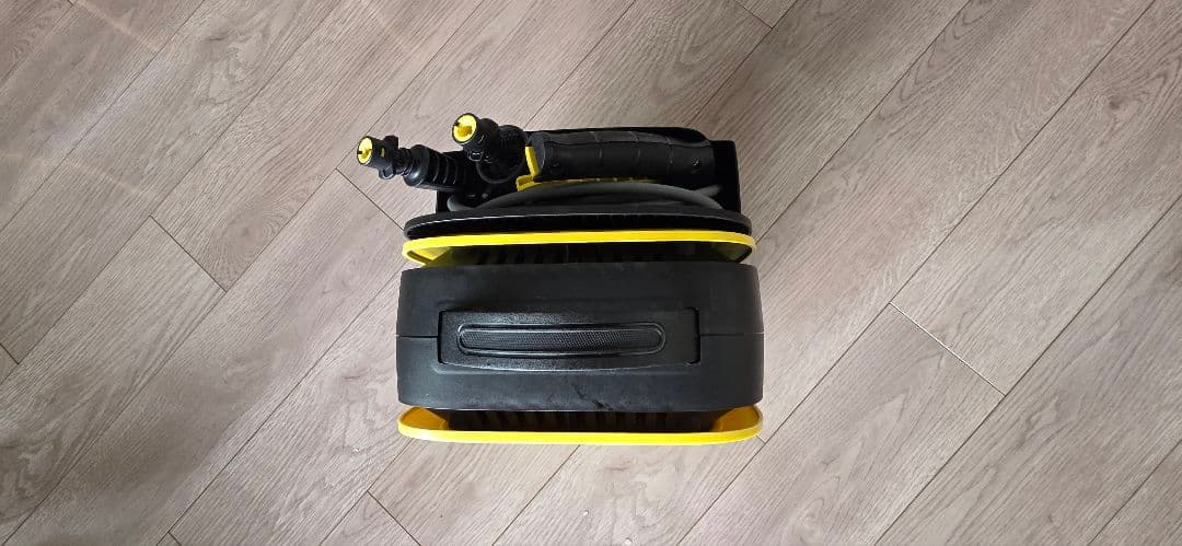 ま*ゆ様 ◎【美品】ケルヒャー 高圧洗浄機 KMINI