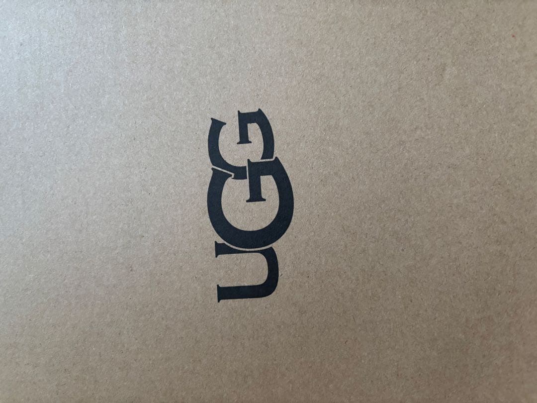 未使用UGGオリーブ色レインブーツ26センチ