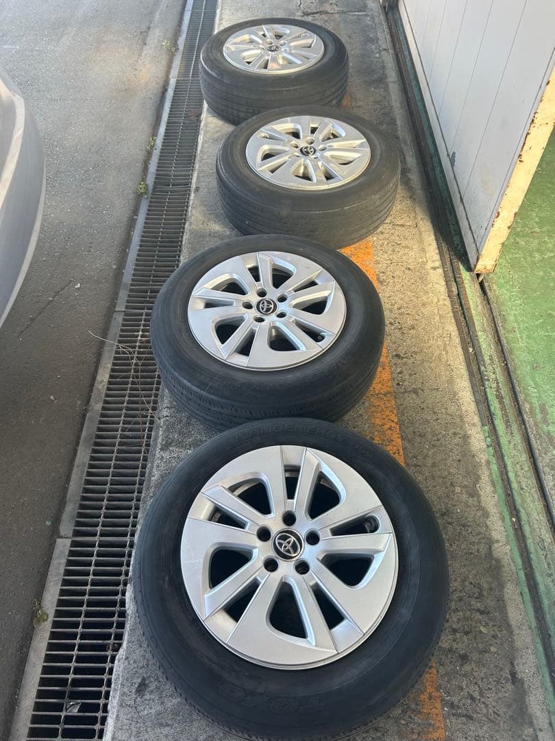 ★むーちゃろさん専用です！★プリウス 50 純正ホイール　4本セットです！