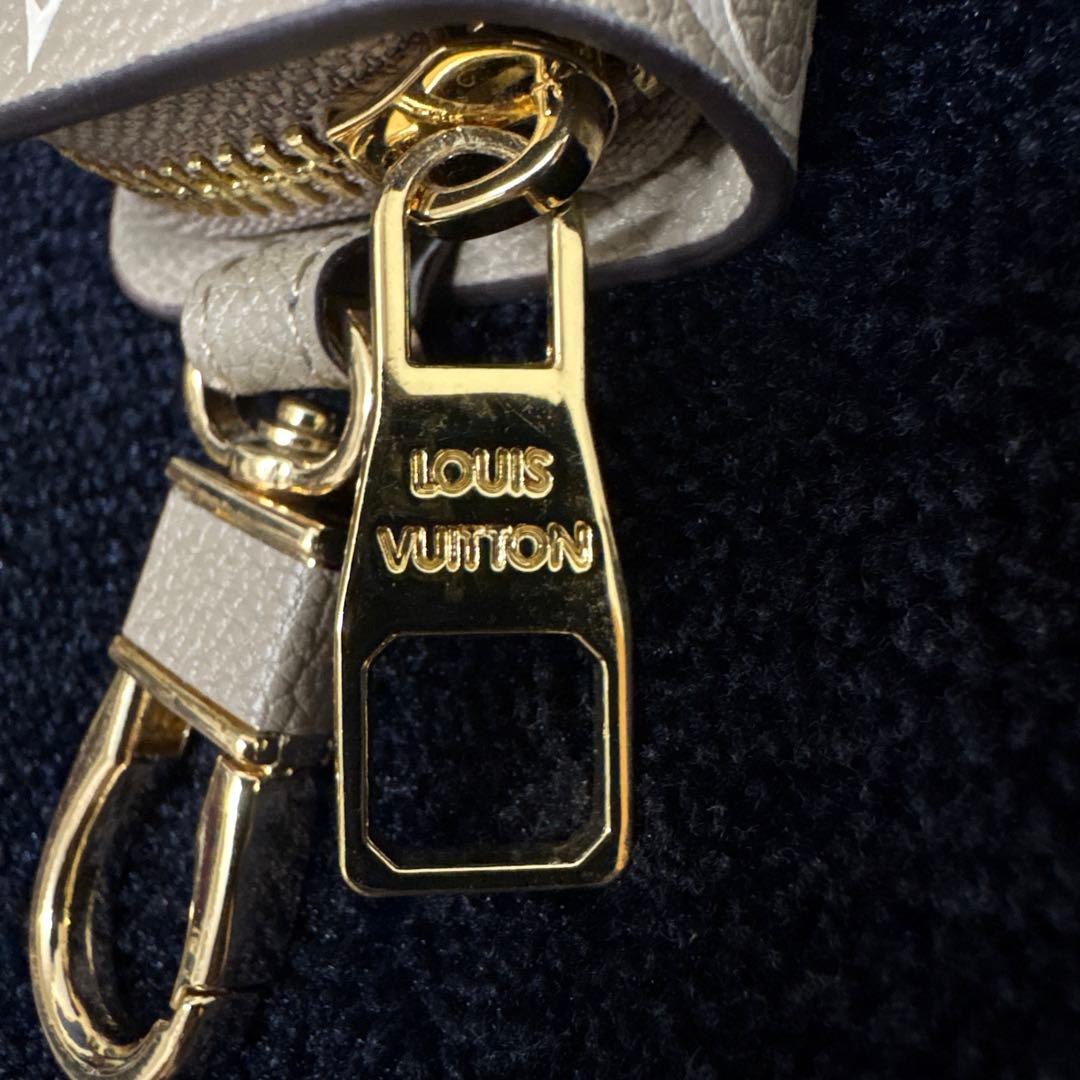 LOUIS VUITTON スマートキー　キーケース　CA2175