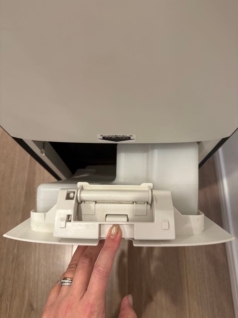 シャープ加湿空気清浄機 2021年製 KI-PX70-W