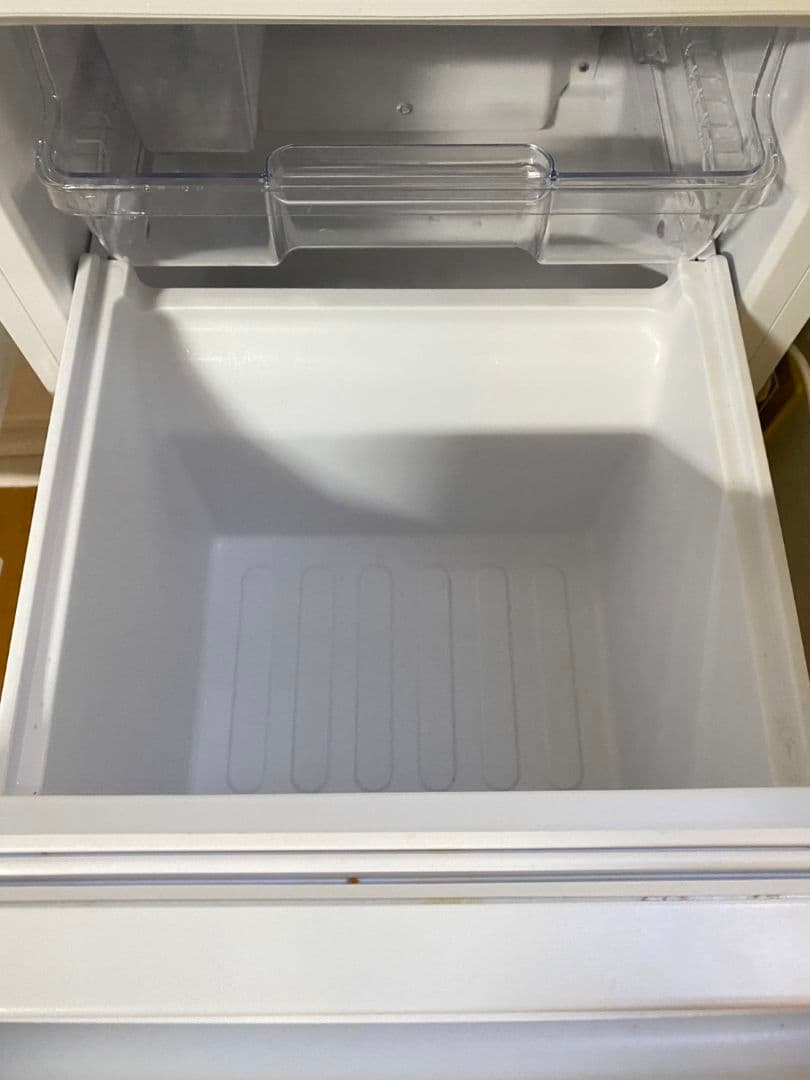 【早い者勝ちッ！】SHARP 冷蔵庫 SJ-D18H-W 179L 2022年製