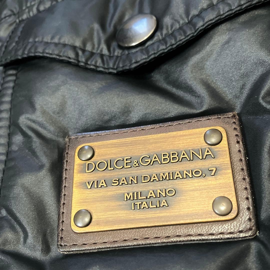 D&G、ロゴプレート、中綿ベスト、46サイズ、ブラック