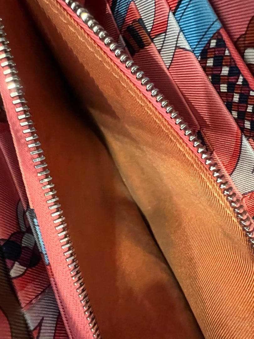 ピンク 長財布 多色模様