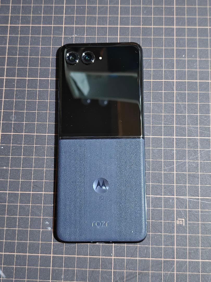 motorola razr 50 ULTRA 512GB メイン画面新品