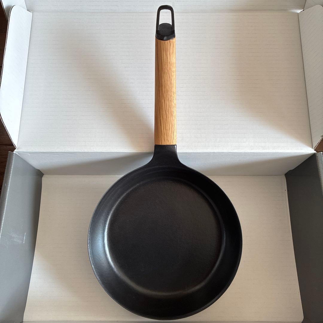 バーミキュラ　フライパン20cm オーク【新品・未使用】
