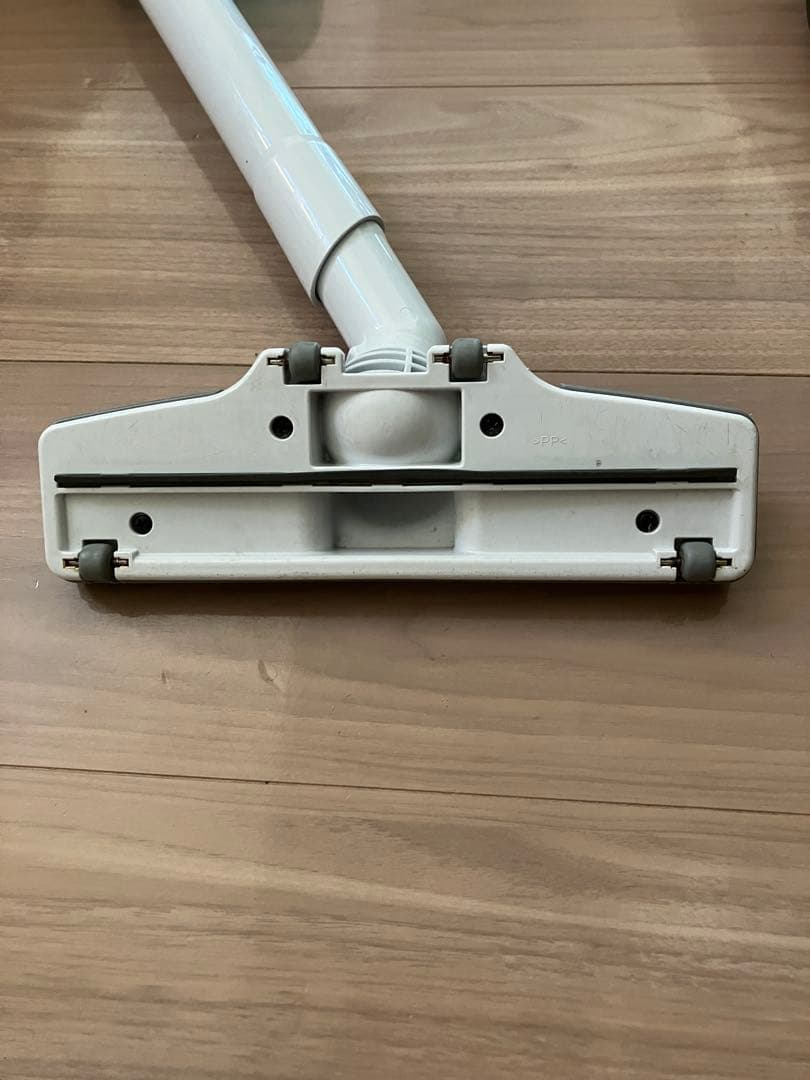 マキタ　コードレス掃除機　CL281FDZW