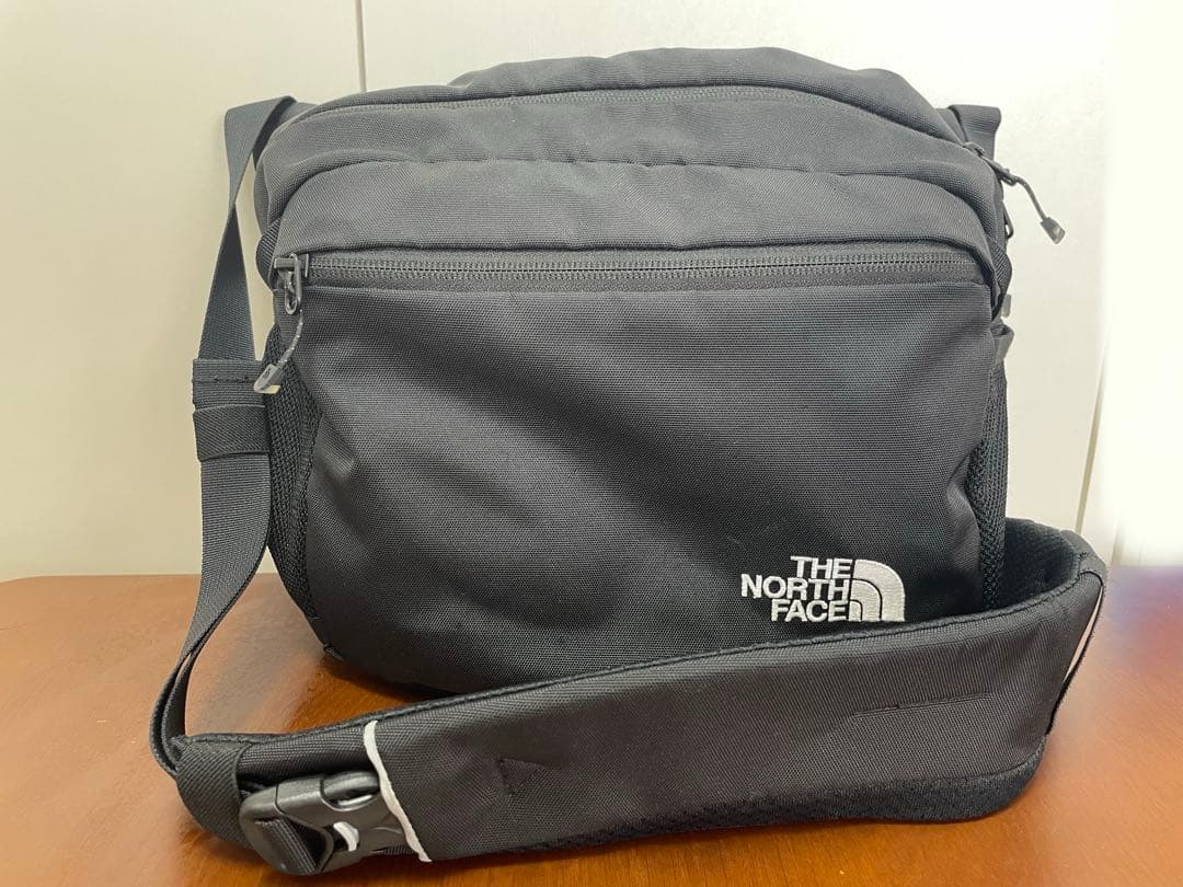 ザノースフェイス　THE NORTH FACE スリングバッグ　抱っこ紐