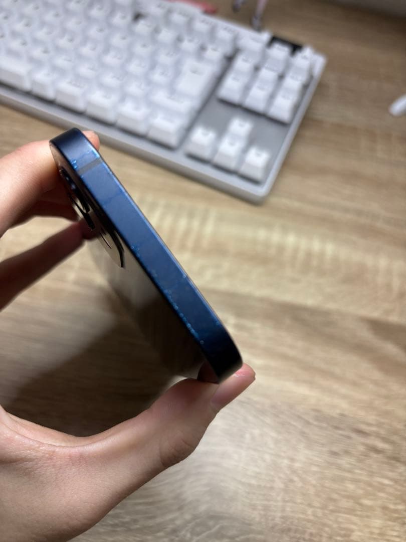 A*a様 iPhone12 ブラック　simフリー　64GB 本体