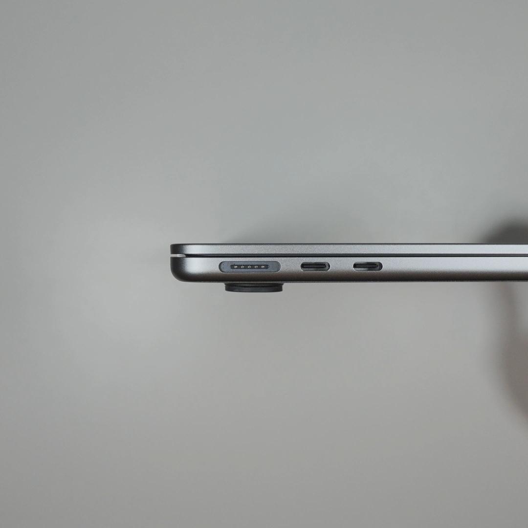 M2 MacBook Air 512GB 8GB スペースグレイ