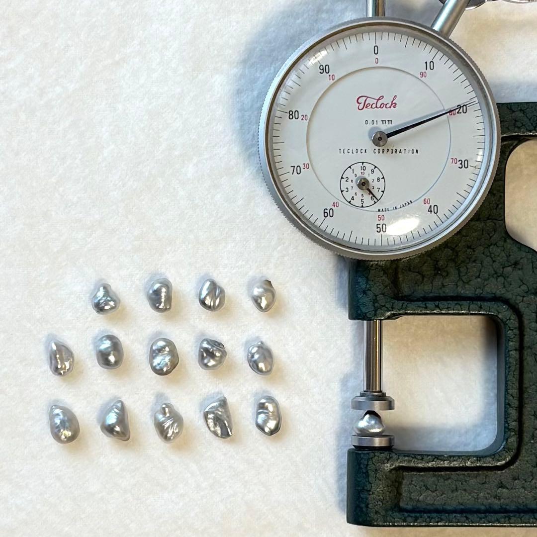 パール　ルース　南洋真珠　黒蝶ケシ　６mm 変形フラット １５pcs