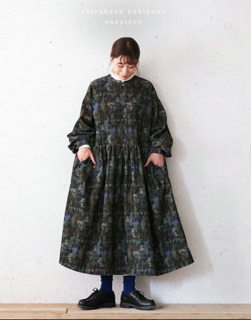 ソウルベリー　静かな雪夜のワンピース