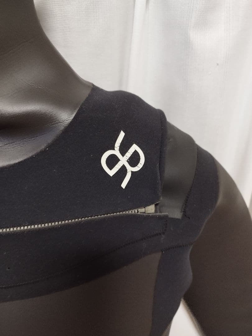 RASH セミドライスーツ DRAGON C BEAST3.5ミリ