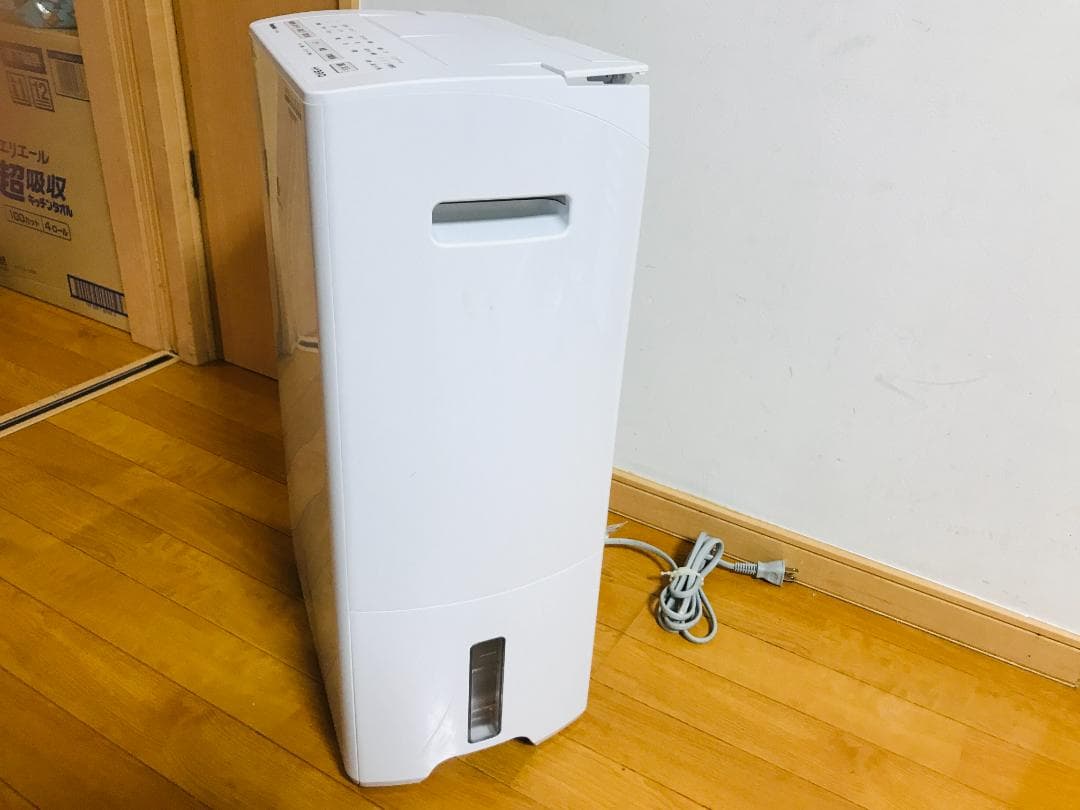 【匿名配送、送料無料】パナソニック 衣類乾燥除湿機 F-YHVX120　23年製