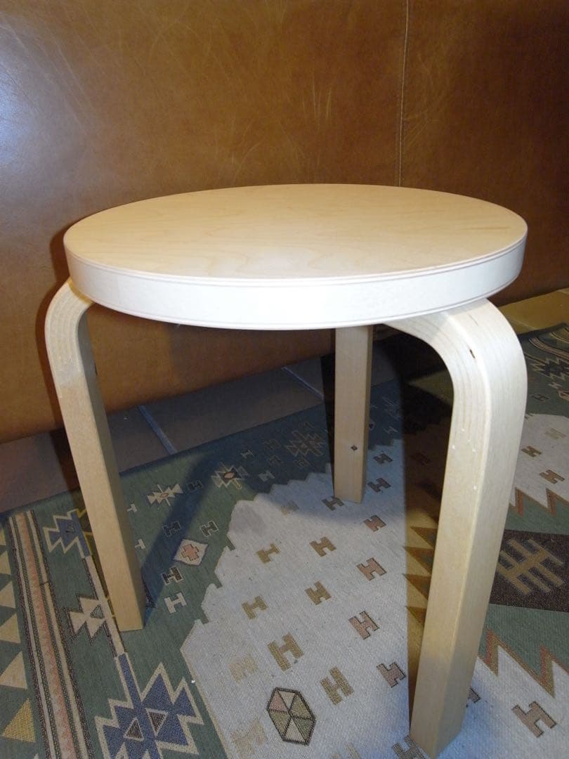 アアルト　スツール60 ウスタヴァ