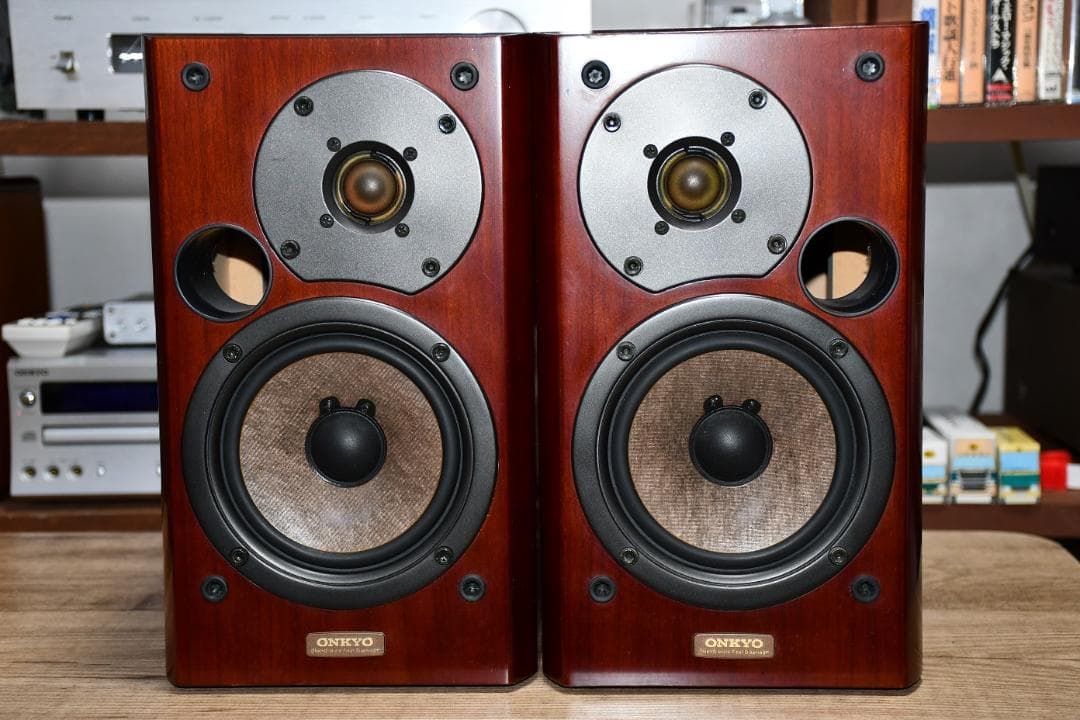 美品　ONKYO　D-102EXG　オンキョースピーカーペア