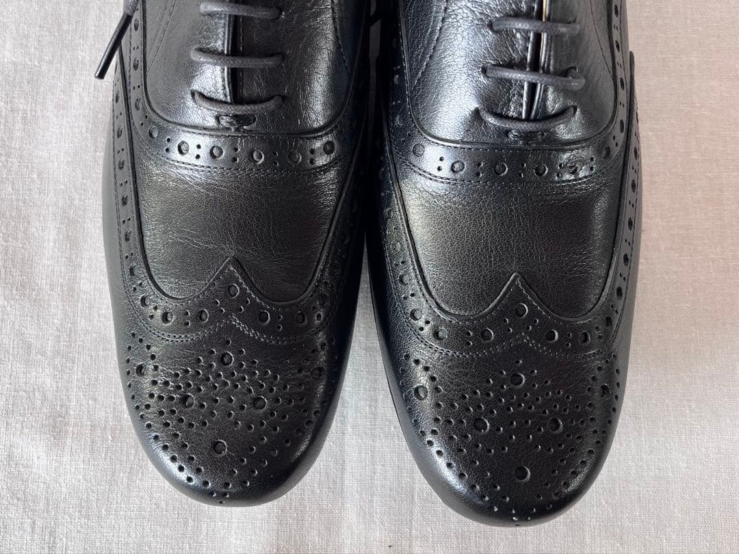 chausser ブラック ウィングチップ 革靴