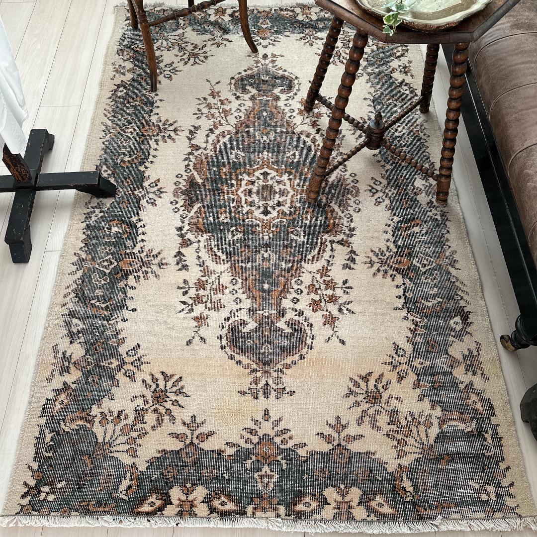 トルコ ヴィンテージラグ A101 カーキブラウン ダークグリーン メダリオン